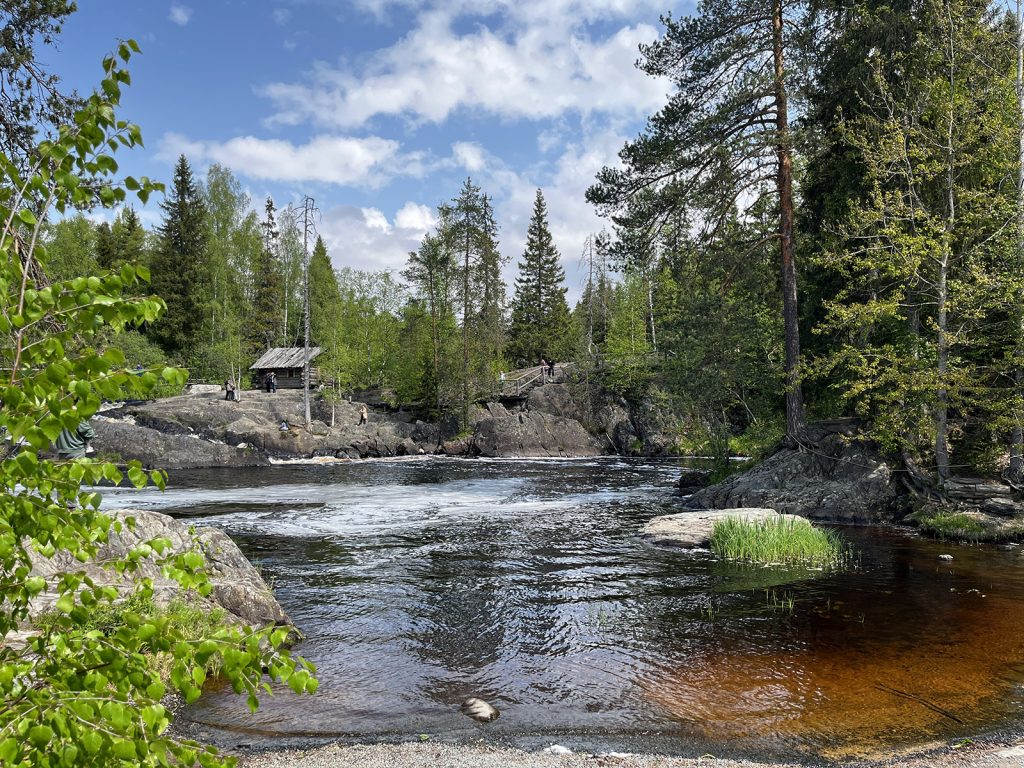 Рускеальские водопады