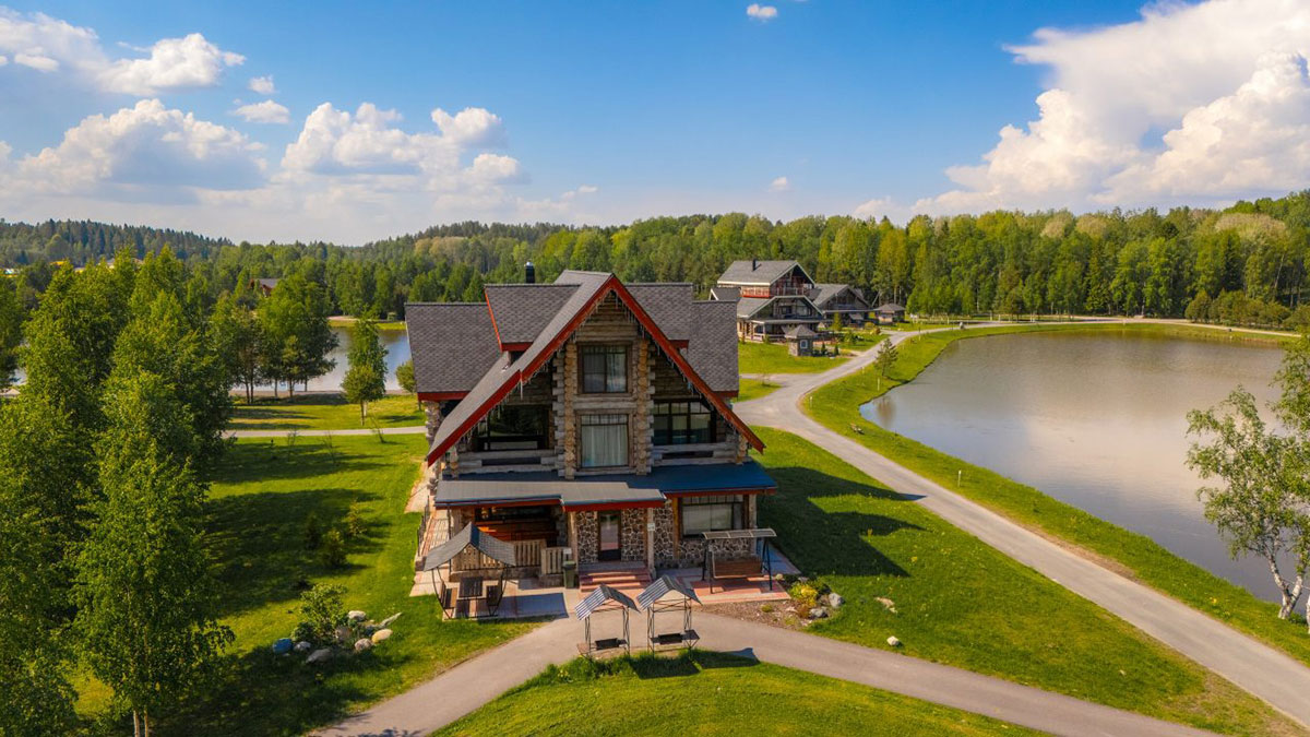 Курортный комплекс «Черные камни» в Карелии