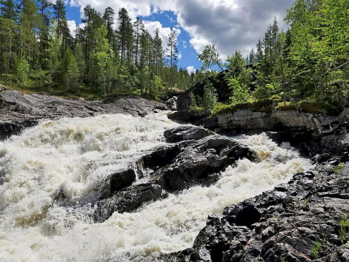 Водопад Куми-порог (Кумиокоски) в Карелии
